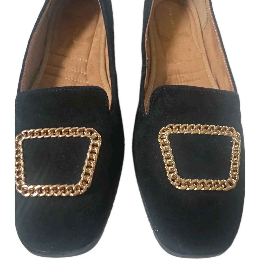NWOT Adrienne Vittadini AV-VOND Black Suede Loafers Flats Women's 9.5 M MSRP $99